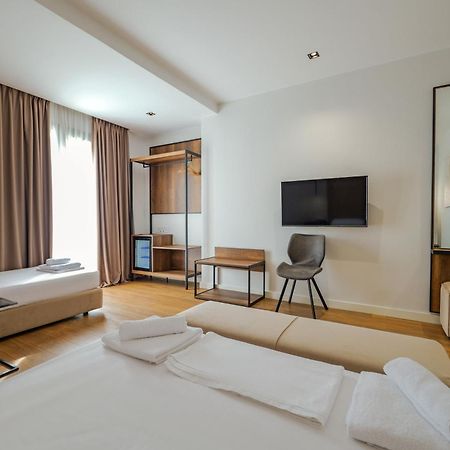 Hotel Central Vlora Kültér fotó
