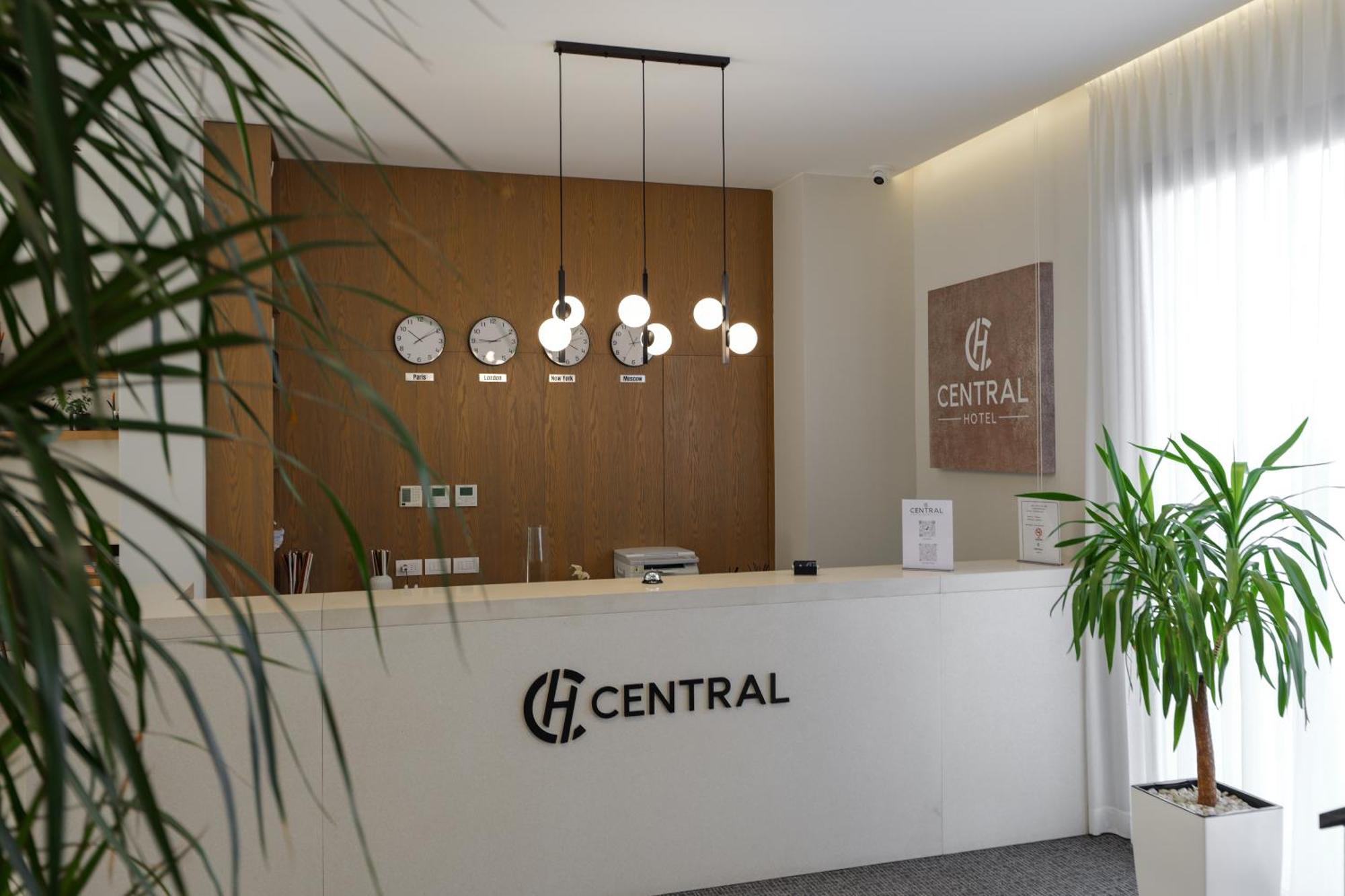 Hotel Central Vlora Kültér fotó