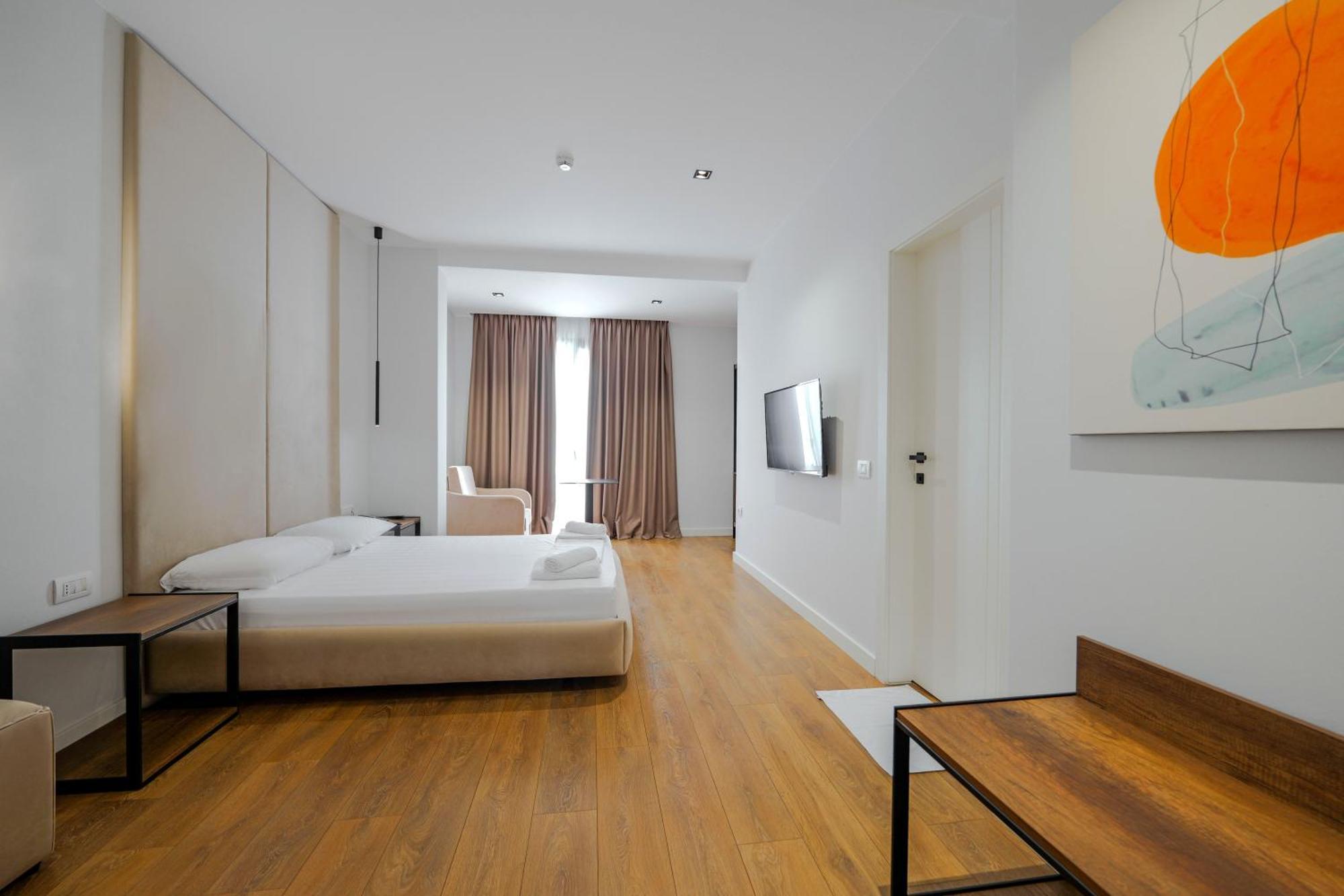 Hotel Central Vlora Kültér fotó