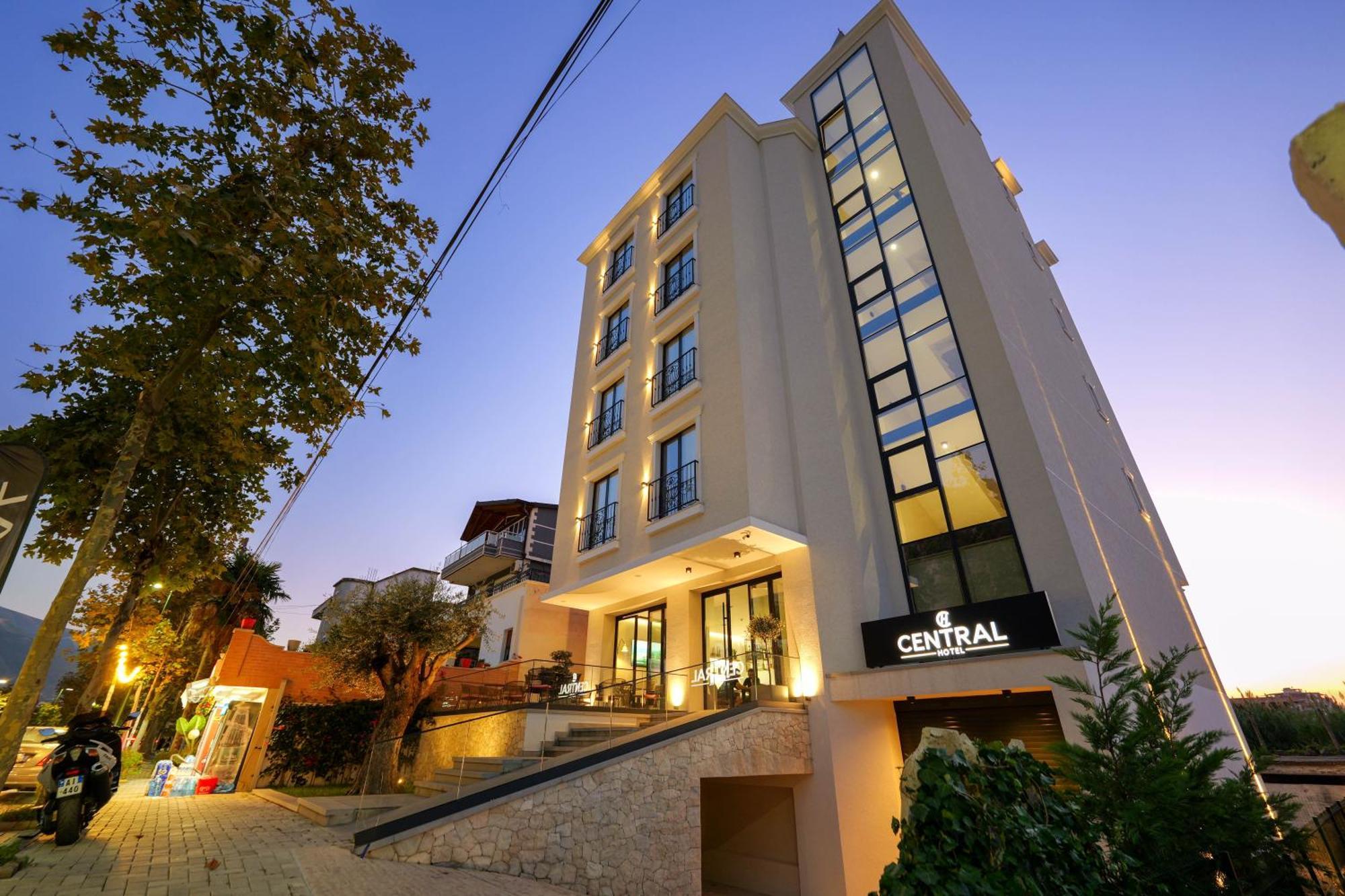Hotel Central Vlora Kültér fotó